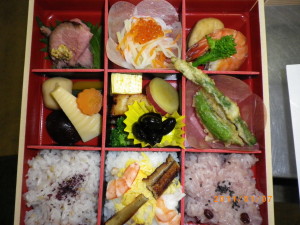 敬老会　家族　弁当